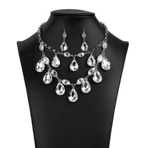 Sarah teardrop Necklace Set